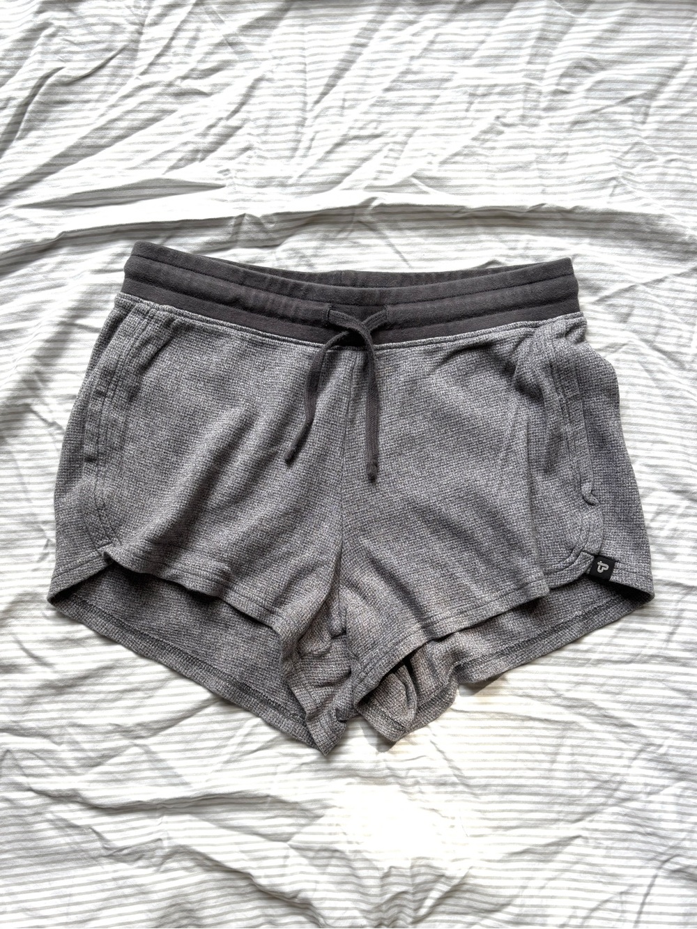 Pact Organic Knit Lounge Shorts, size medium in gray